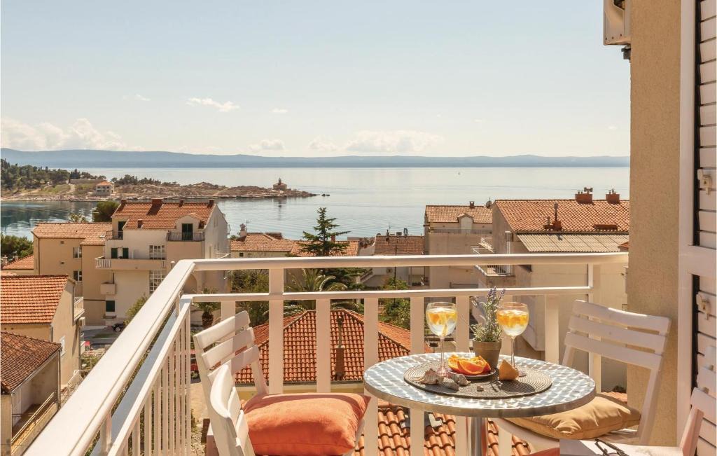 Bili brig Apartment | One-Bedroom Apartment in Makarska