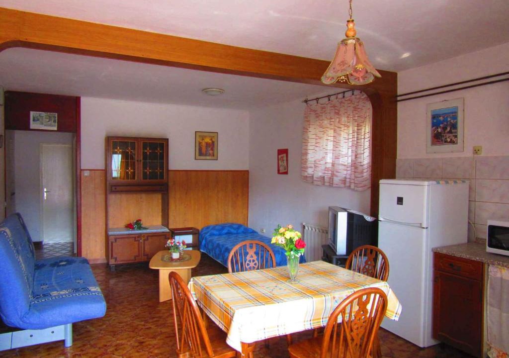 Vintijan Apartment | One-Bedroom Apartment in Pula V