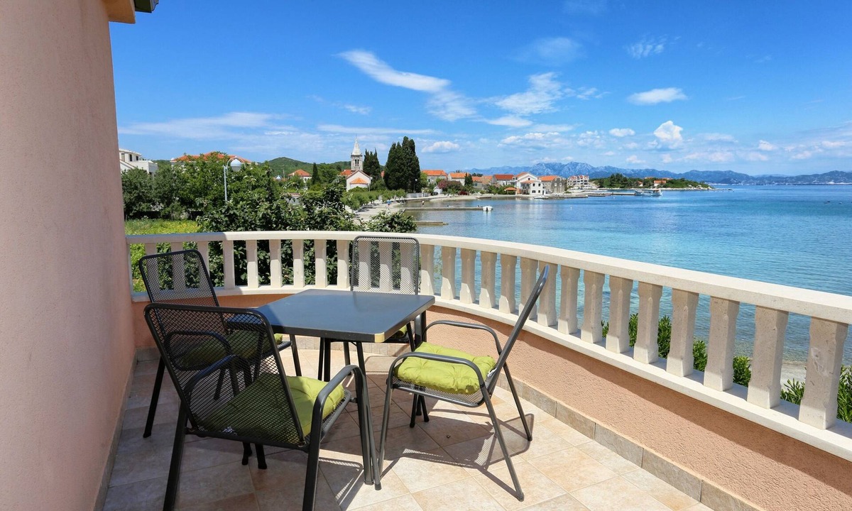 Janjina Apartment | One bedroom apartment near beach Sreser, Pelješac (A-10138-a)