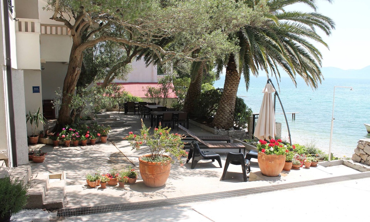 Podaca Apartment | One bedroom apartment near beach Zaostrog, Makarska (A-2625-c)