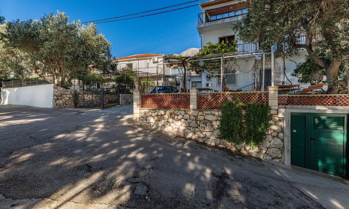 Zivogosce Apartment | One bedroom apartment near beach Živogošće - Mala Duba, Makarska (A-2603-b)