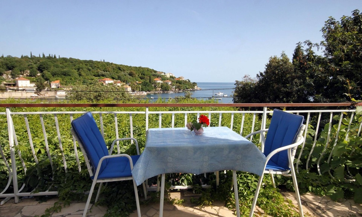 Molunat Apartment | One bedroom apartment near beach Molunat, Dubrovnik (A-3544-d)