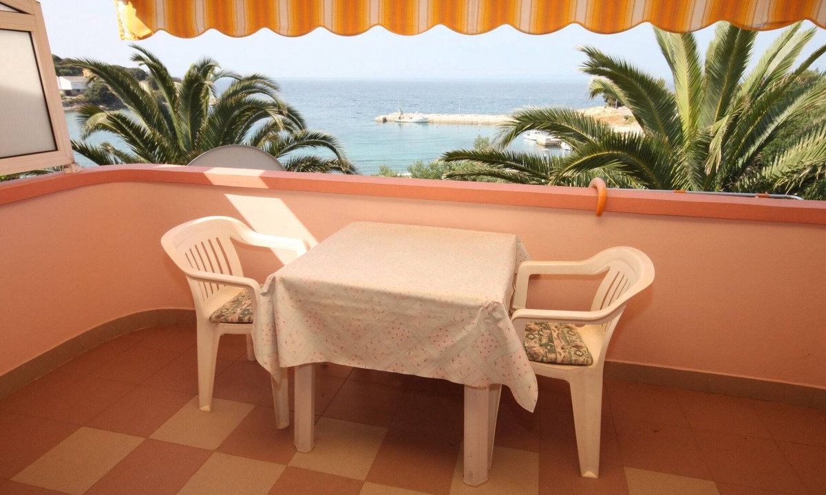Jakisnica Apartment | One bedroom apartment near beach Jakišnica (Pag) (A-6424-b)