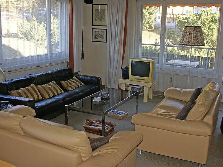 Parpan Apartment | One bedroom Apartment, sleeps 6 in Parpan with WiFi