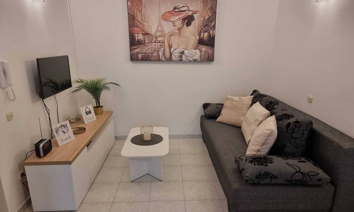 Fazana Apartment | One Bedroom Apartment with Balcony and Sea View