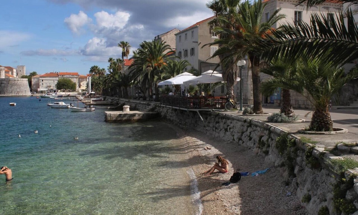 Cove Tri Zala (Zrnovo) Apartment | One bedroom apartment with terrace and sea view Korčula (A-4349-c)