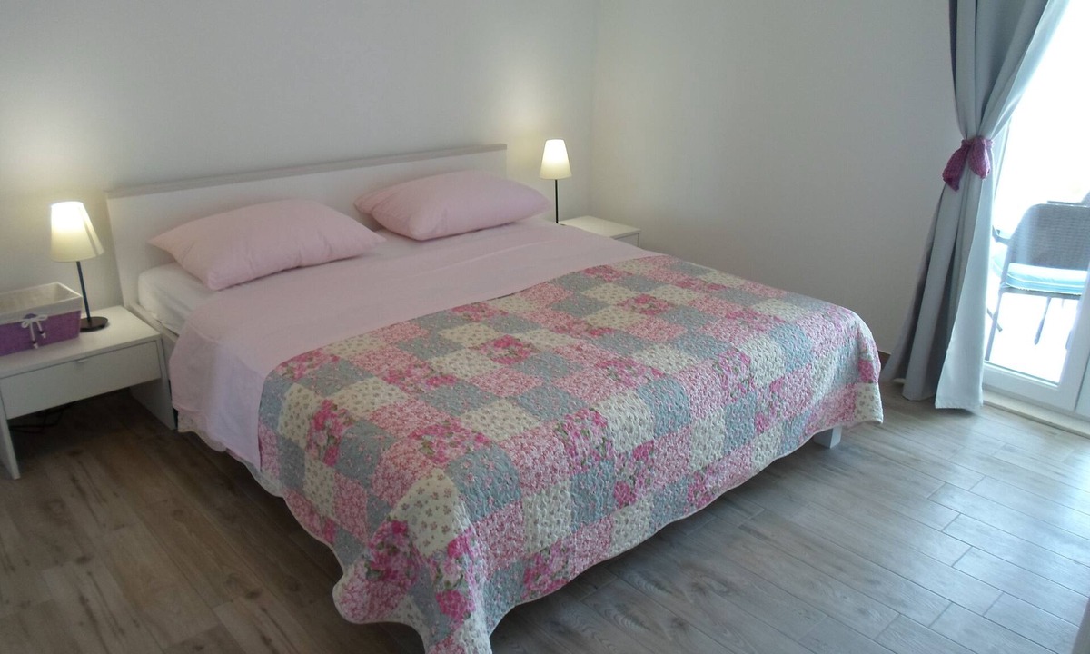 Kuciste Apartment | One bedroom apartment with balcony and sea view Kučište - Perna, Pelješac (A-10161-e)