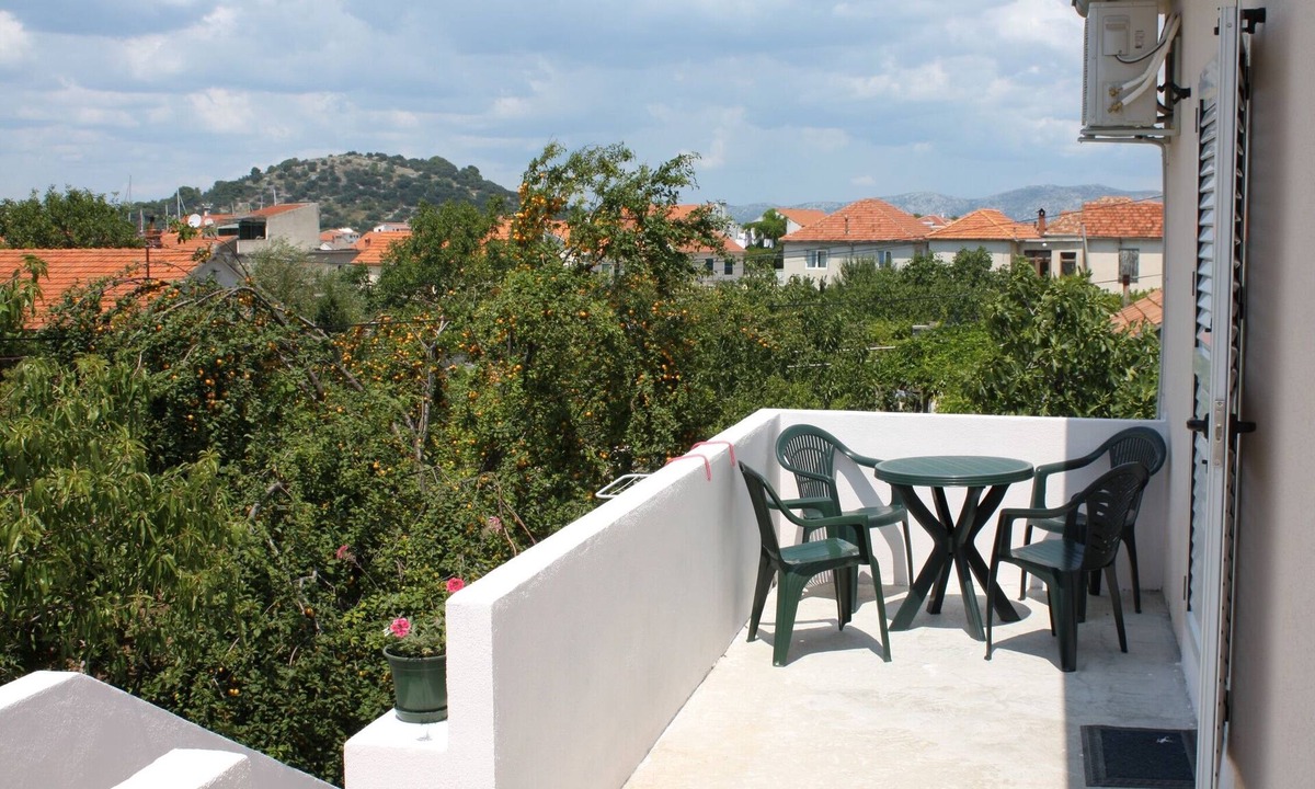 Susica Apartment | One bedroom apartment with terrace Murter (A-5089-a)