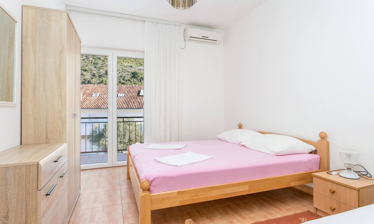 Podaca Apartment | One bedroom apartment with terrace Podaca (Makarska) (A-2783-b)