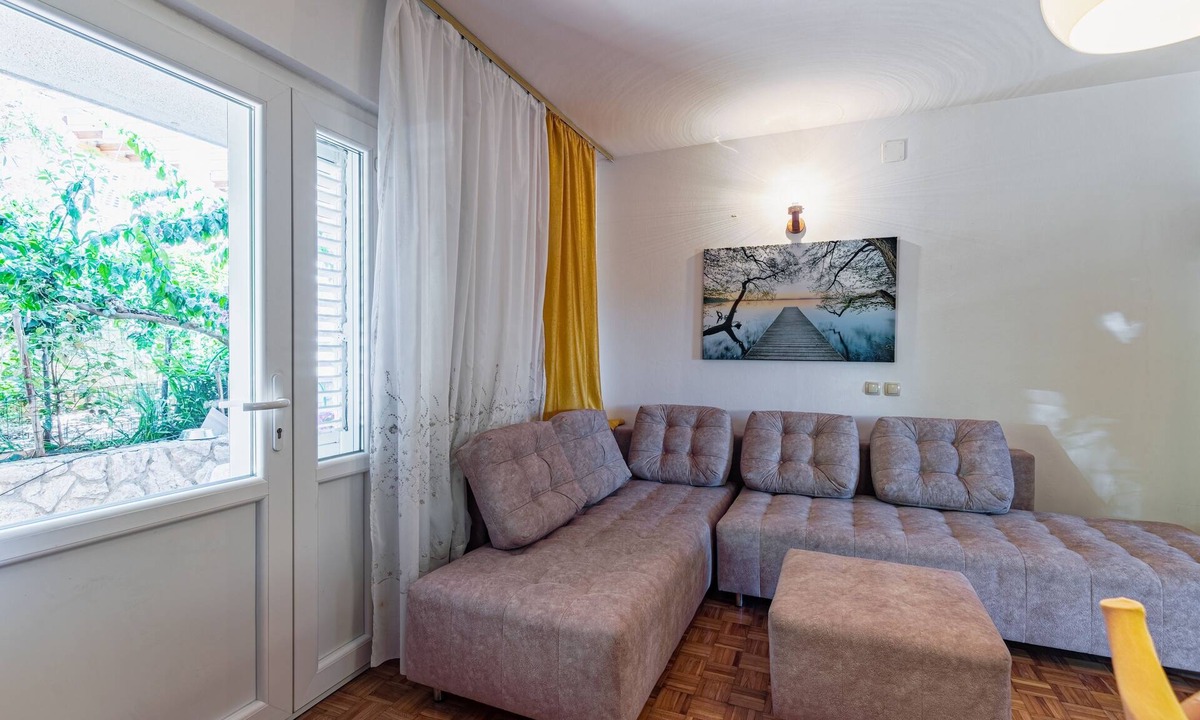 Island Hvar Apartment | One bedroom apartment with terrace and sea view Jelsa, Hvar (A-4017-a)