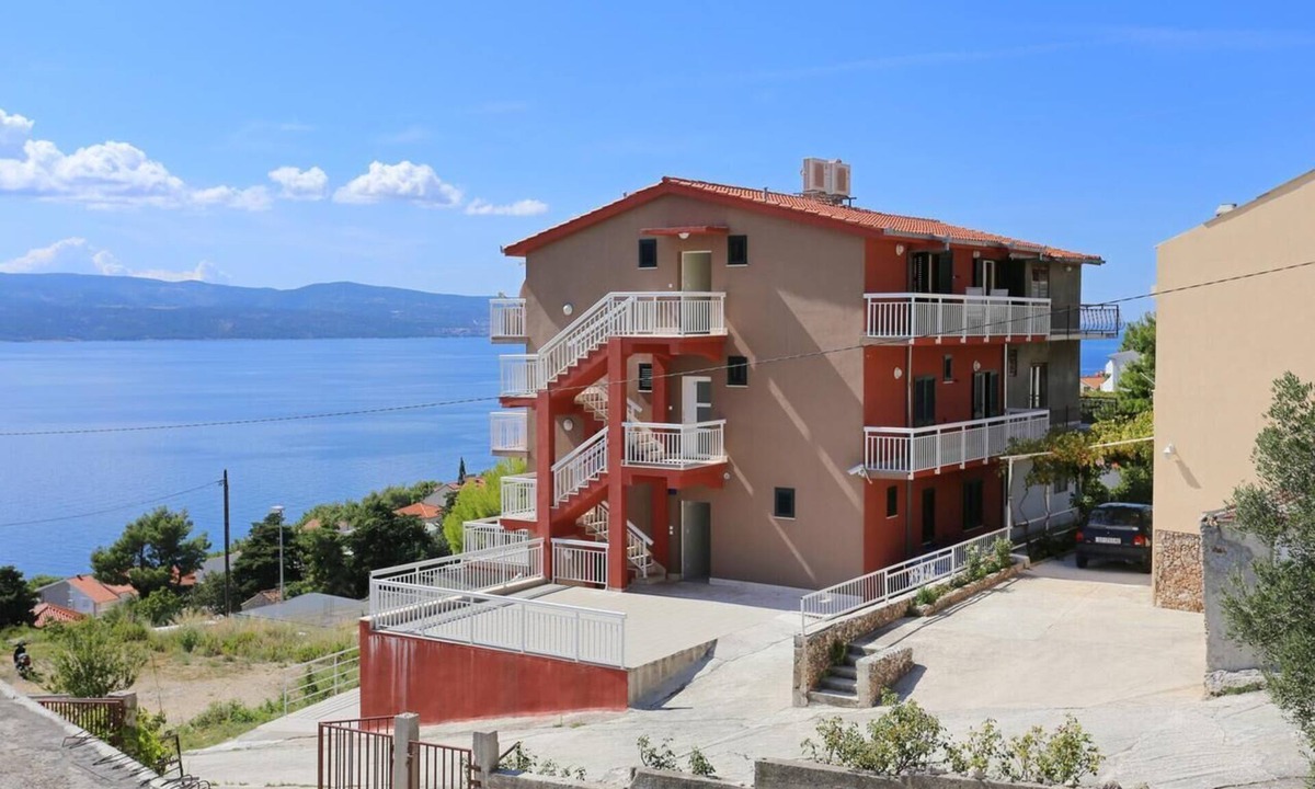 Stanici Apartment | One bedroom apartment with balcony and sea view Stanići, Omiš (A-10324-a)
