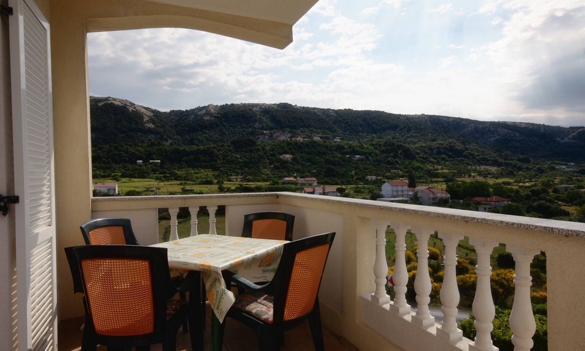 Mundanije Apartment | One bedroom apartment with terrace Mundanije, Rab (A-4953-b)
