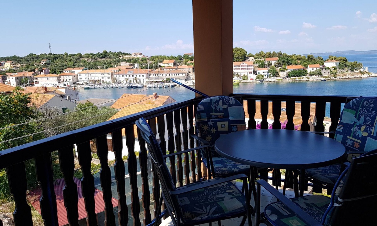 Island Dugi Otok Apartment | One bedroom apartment with terrace and sea view Sali, Dugi otok (A-454-a)