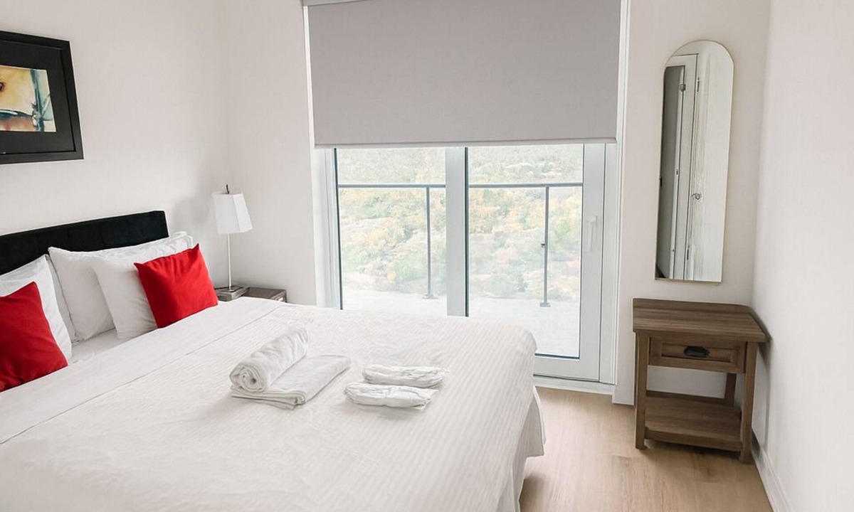 Willowdale Condo | One bedroom fully furnished Condo apartment - Northyork