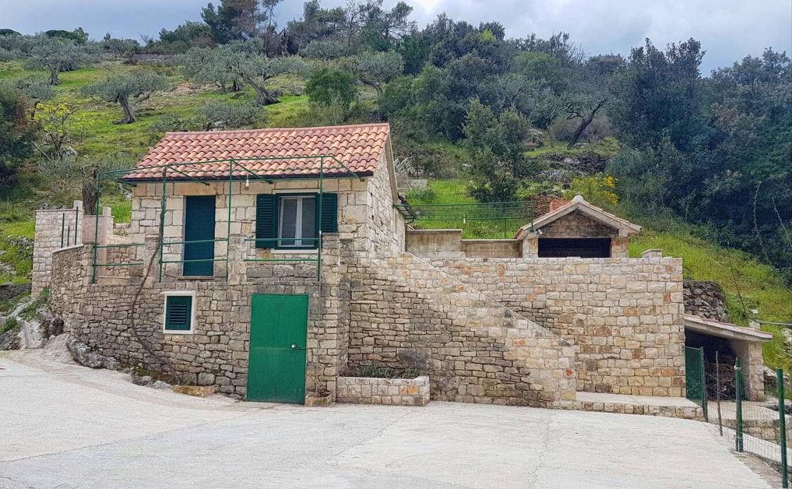 Postira House | One bedroom house with terrace Postira, Brač (K-17571)