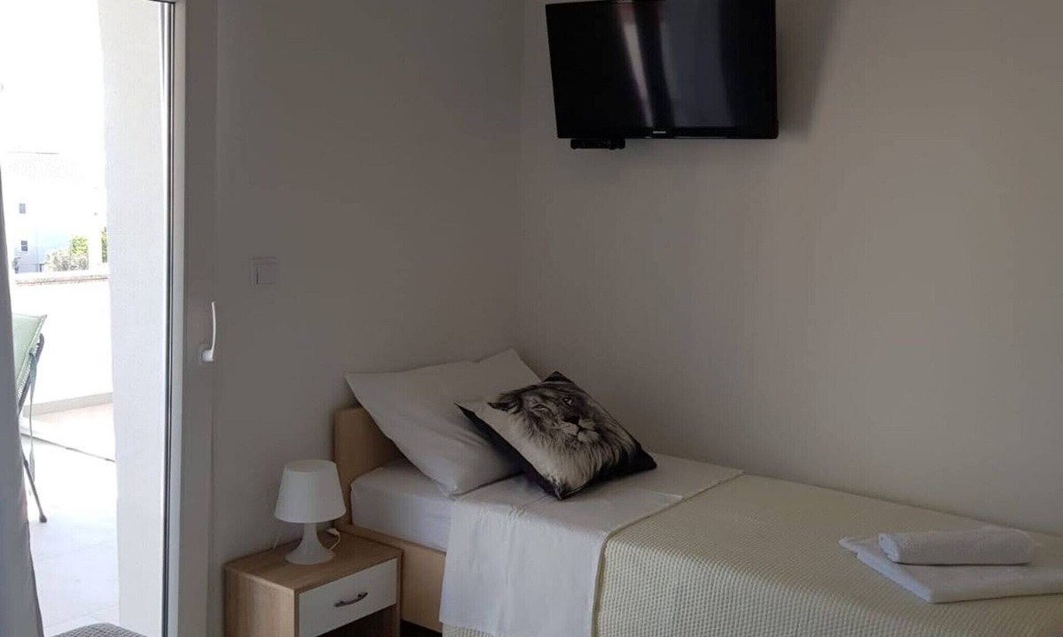 Novalja Apartment | One-Bedroom Sea View Apartment