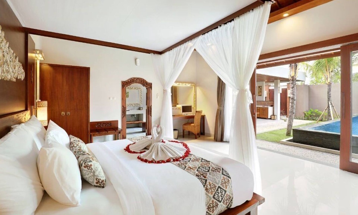 By Pass Ngurah Rai Villa | One Bedroom Suite Villa with a private pool only 5 minutes drive to the beach