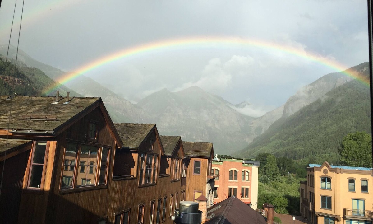 Telluride Condo | ONE block from the Gondola with sweeping views. Lic # 00960