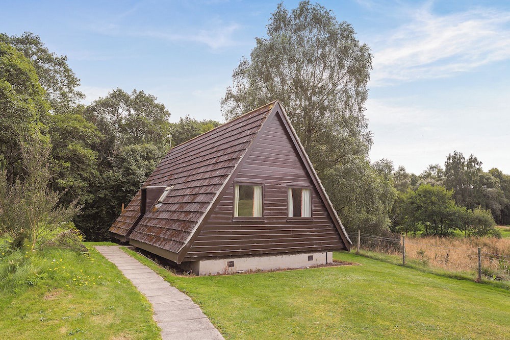 Invergordon Ski Chalet | One double and one twin.