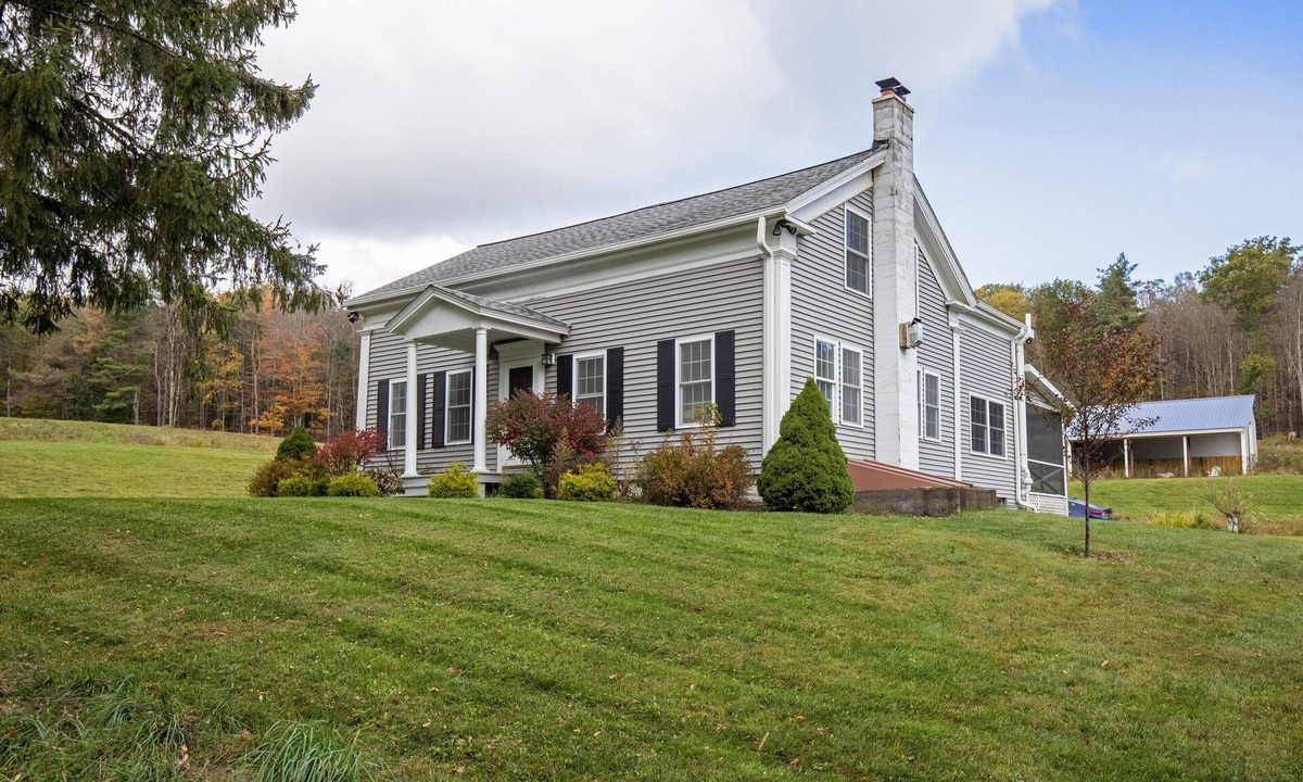 Oneonta House | One Hundred Fifty Acre Wood