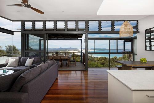 Boat Harbour Villa | One Mile Retreat