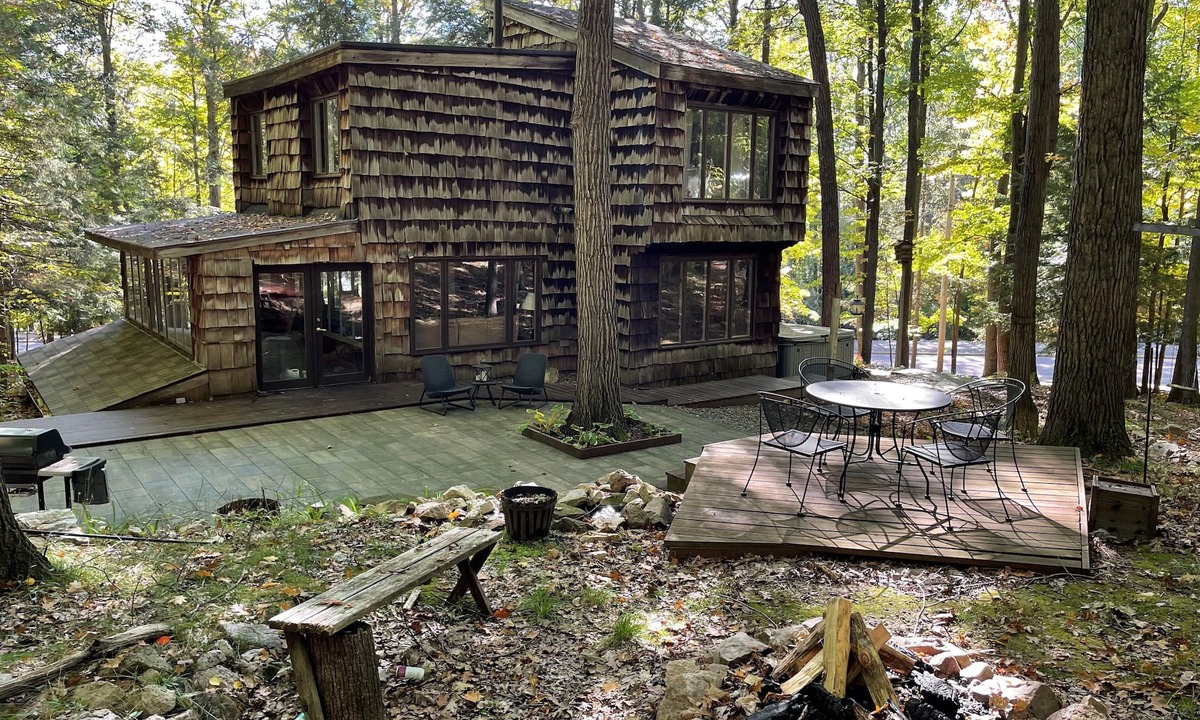 Rib Mountain House | One-of-a-kind contemporary ski lodge in the heart of Rib Mountain State Park