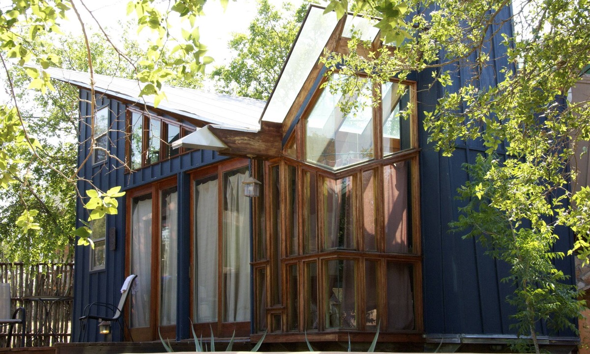 Spicewood Bed & Breakfast | One-of-a-Kind Lakefront Escape: Massage, Winery, Kayaks, SUPs, Krause Springs!