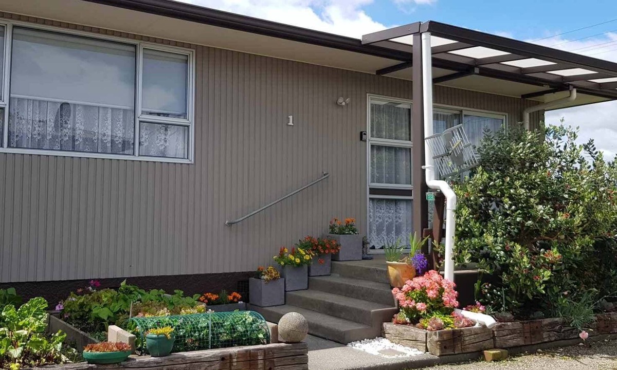 Woodville Apartment | One on Vogel.