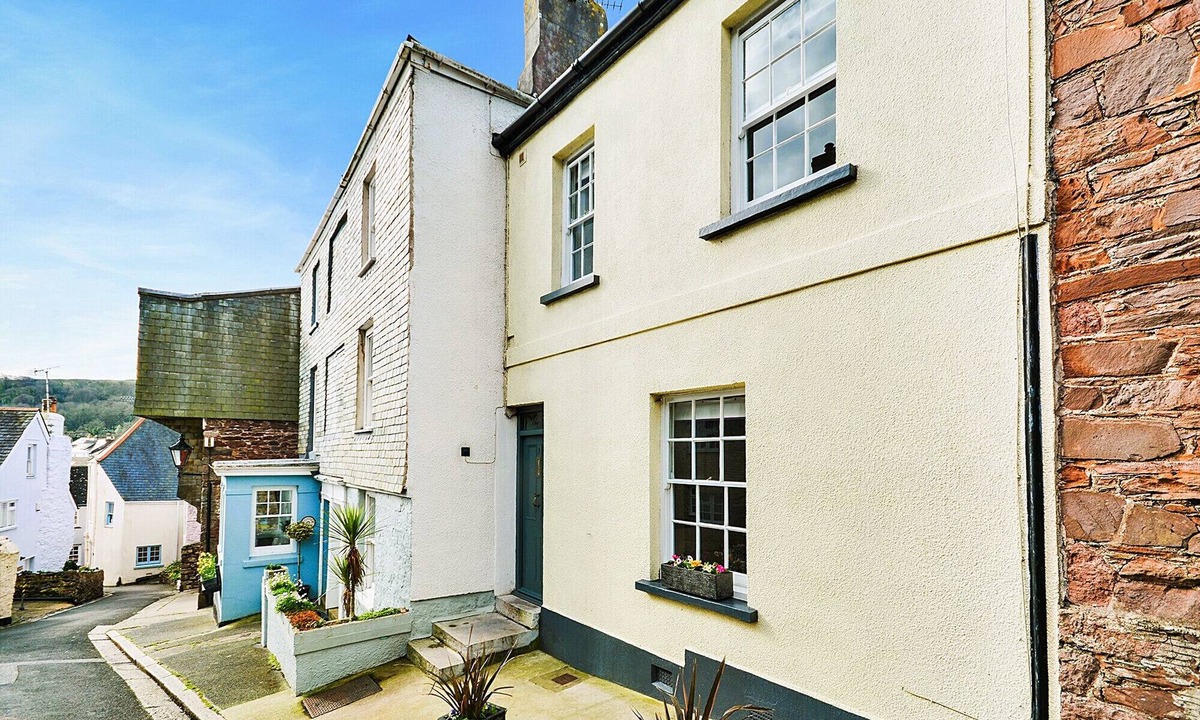 Kingsand Cottage | One The Green, Kingsand