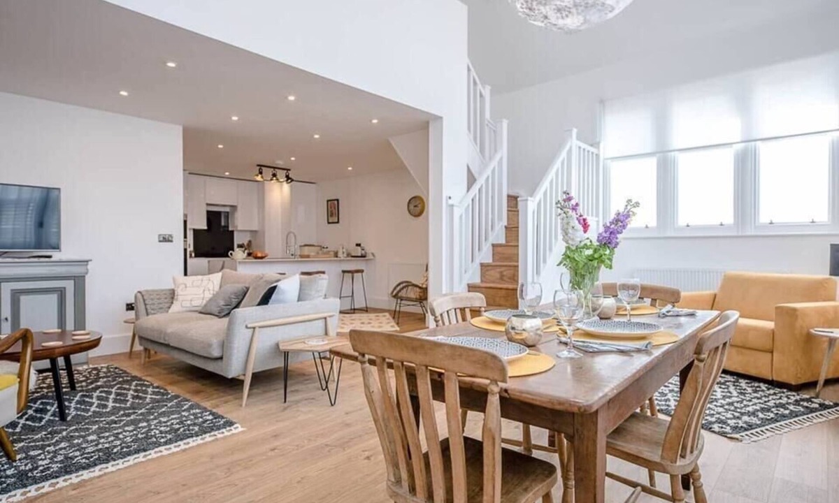 Leiston House | One The Old School, Leiston