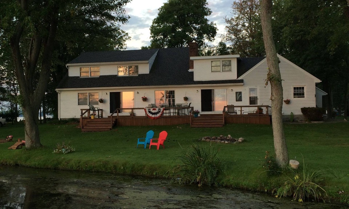 Bayberry House | Oneida Lake Getaway