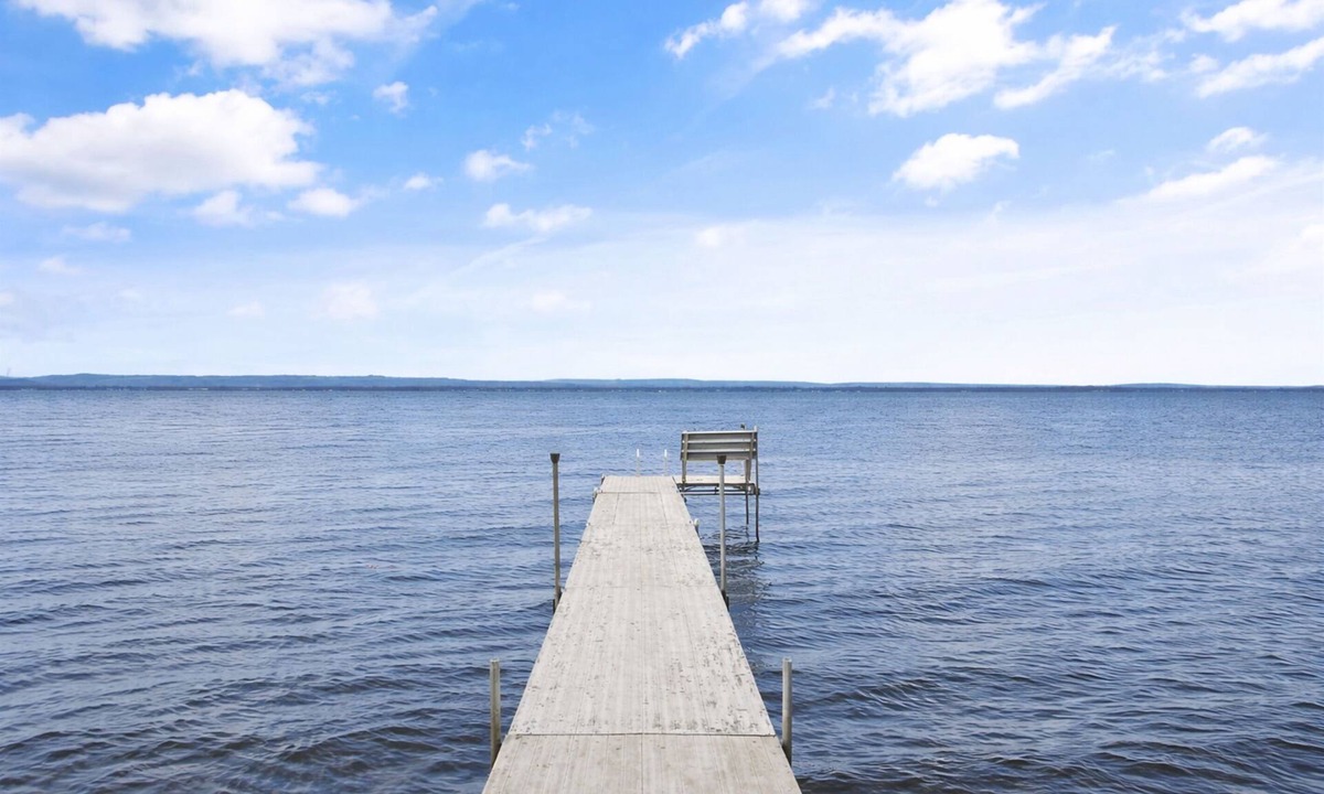 Cleveland House | Oneida Lakefront | Dock | Kayaks | Pet Friendly