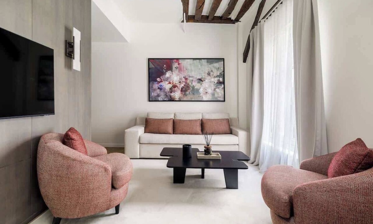 Saint-Thomas-d'Aquin Apartment | ONIRI - Sublime Serviced 3-BR/3BA - Saint Germain