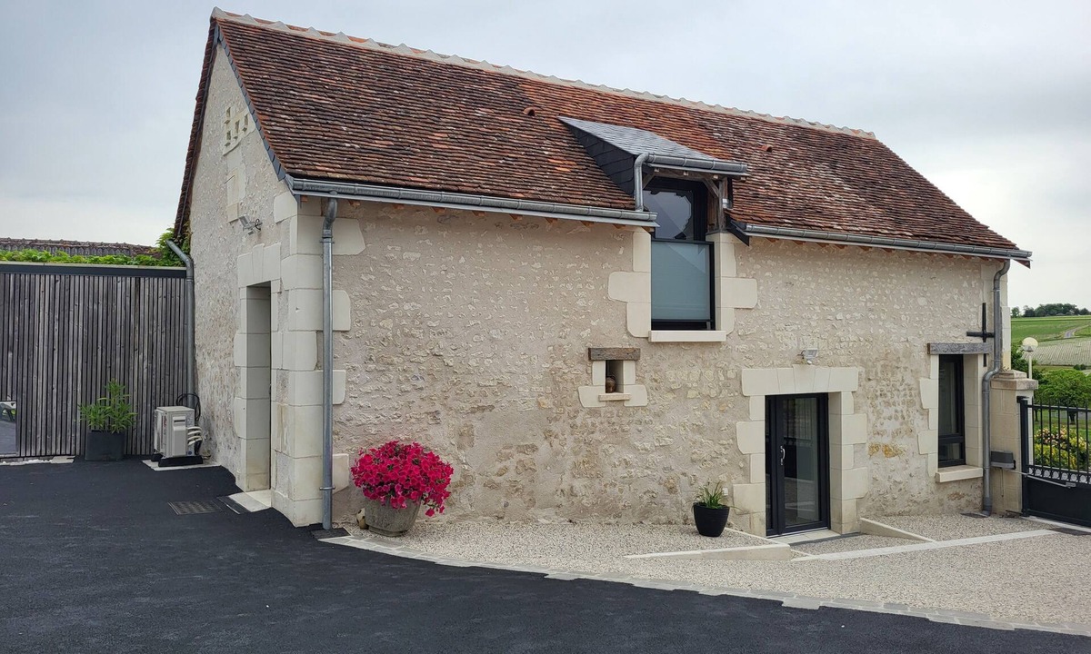 Theneuil Bed & Breakfast | Onna's bed and breakfast