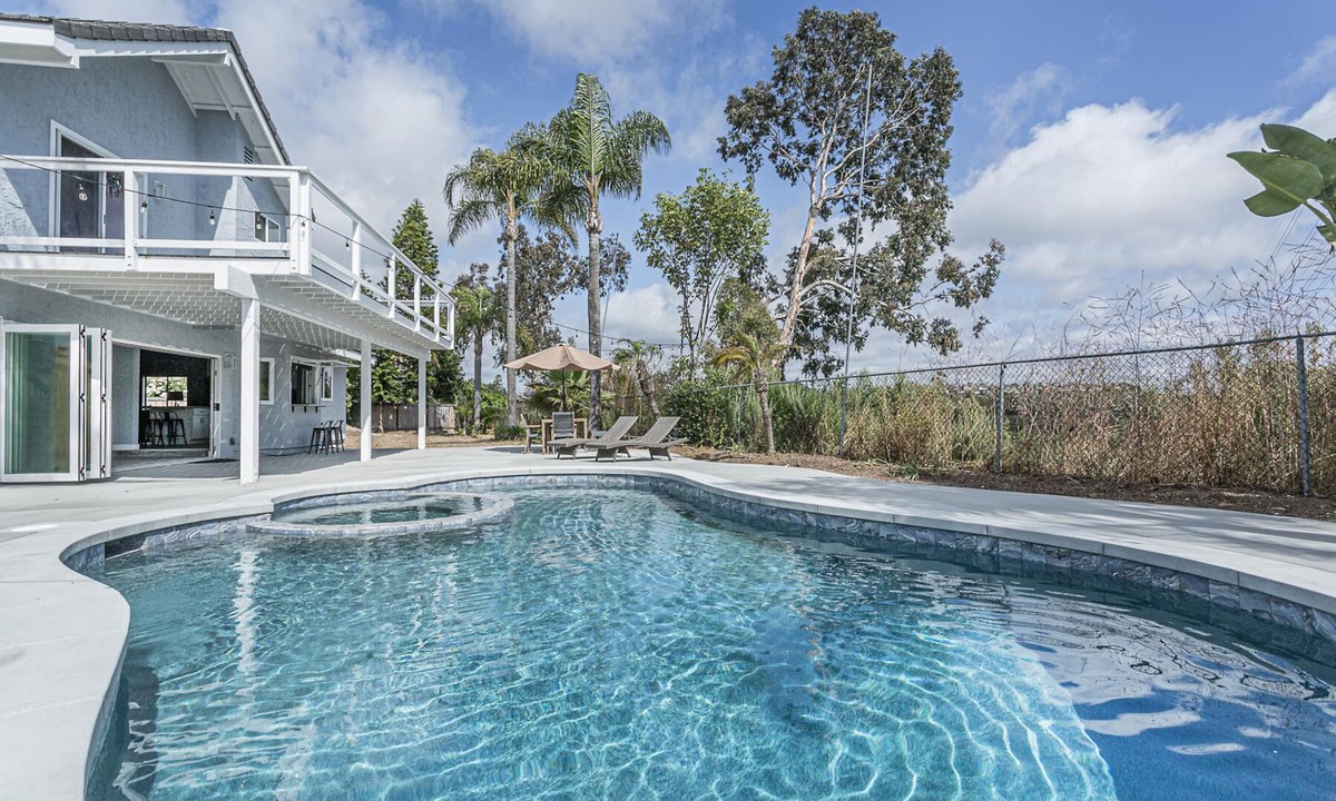 Aviara House | ~OPEN 5/18-20! Beachy Lagoon Getaway! Pool & Spa, Pets OK, Remodeled!~