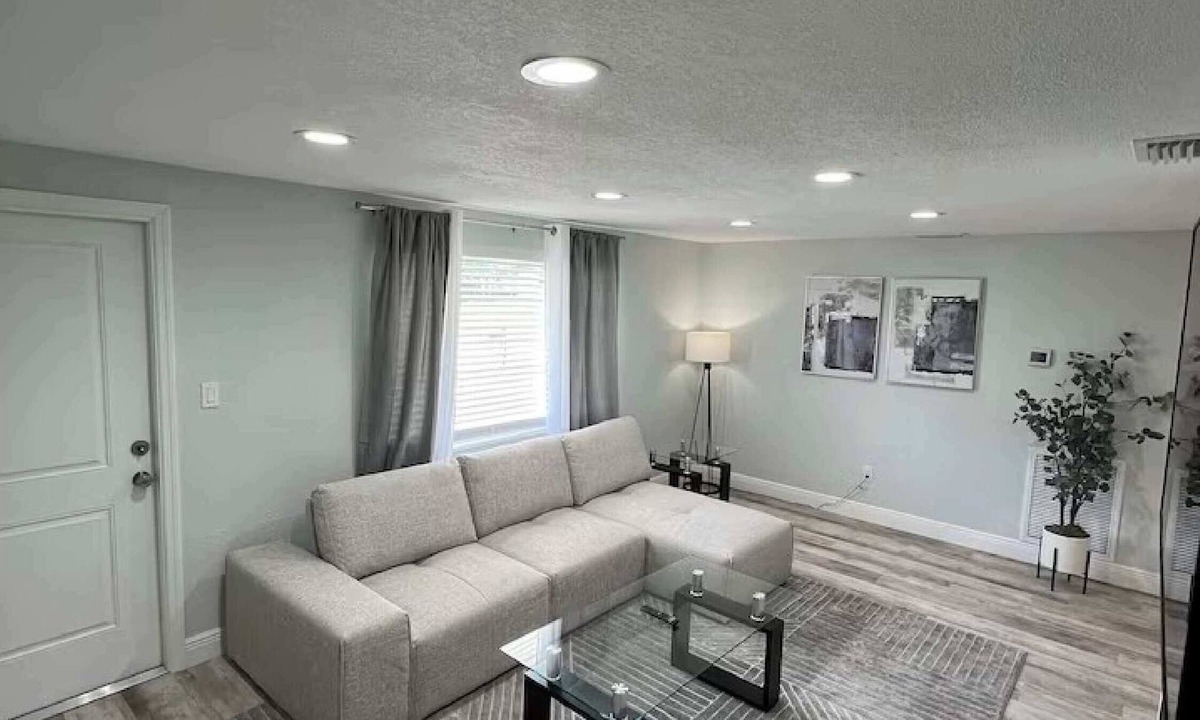 Bayonet Point House | Open Home Suites - 3 bed 1 bath