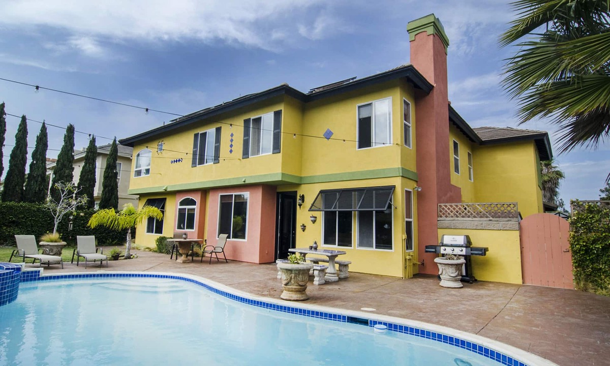 Carlsbad House | ~OPEN May 18-20! Unique Villa! Walk to Beach, Pool&Spa, Pets Ok!~