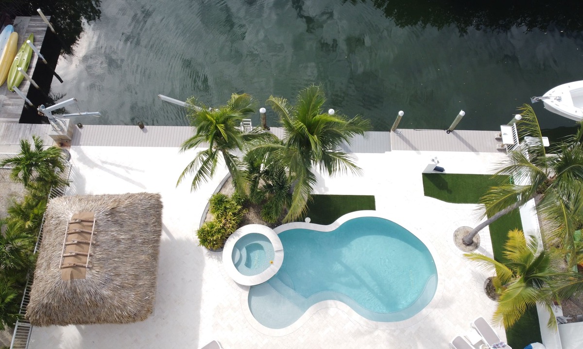 Marathon House | Open Water views, 100' dock Private Pool Ice machine DIRECT ACCESS open water