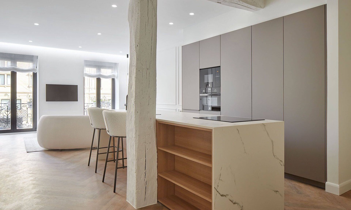 San Sebastian Centro Apartment | Opera | The Rentals Collection