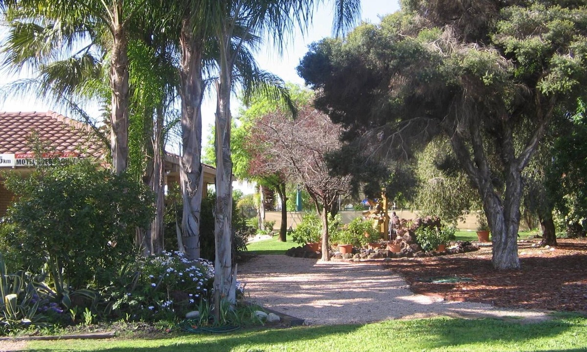 Irymple Hotel | Orana Motor Inn