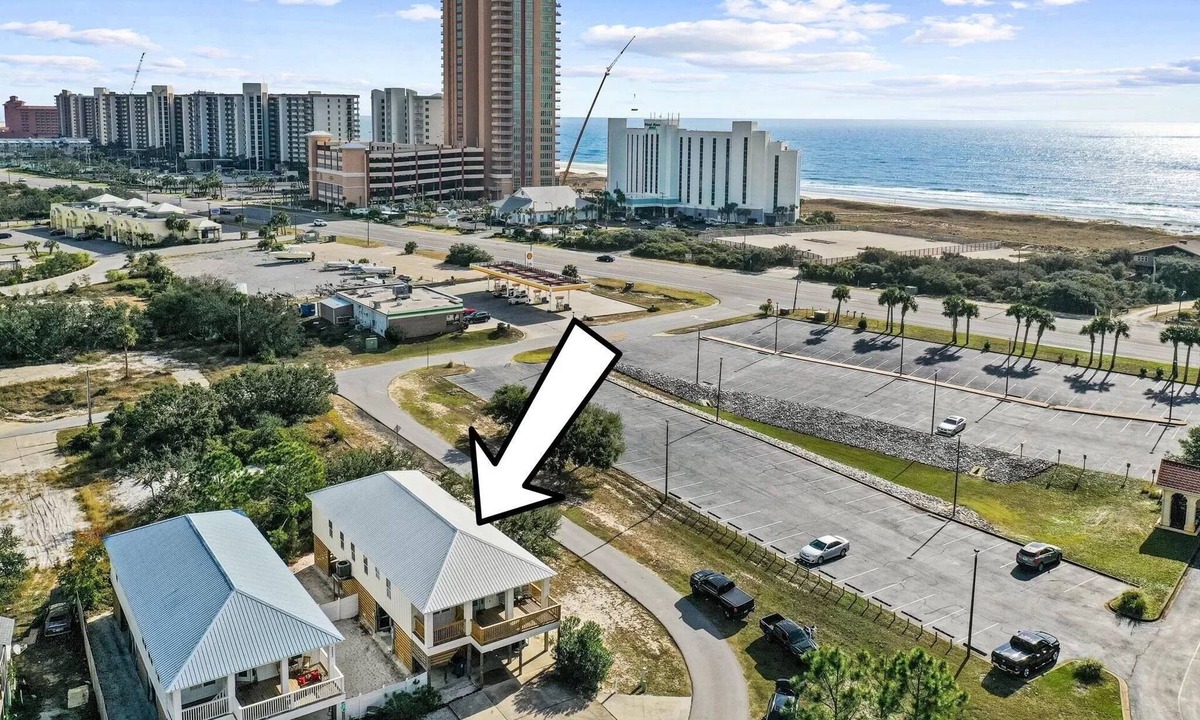 Orange Beach House | Orange Beach, 4 Master Suites, Deeded Beach Access, Walk to Beach & Marina