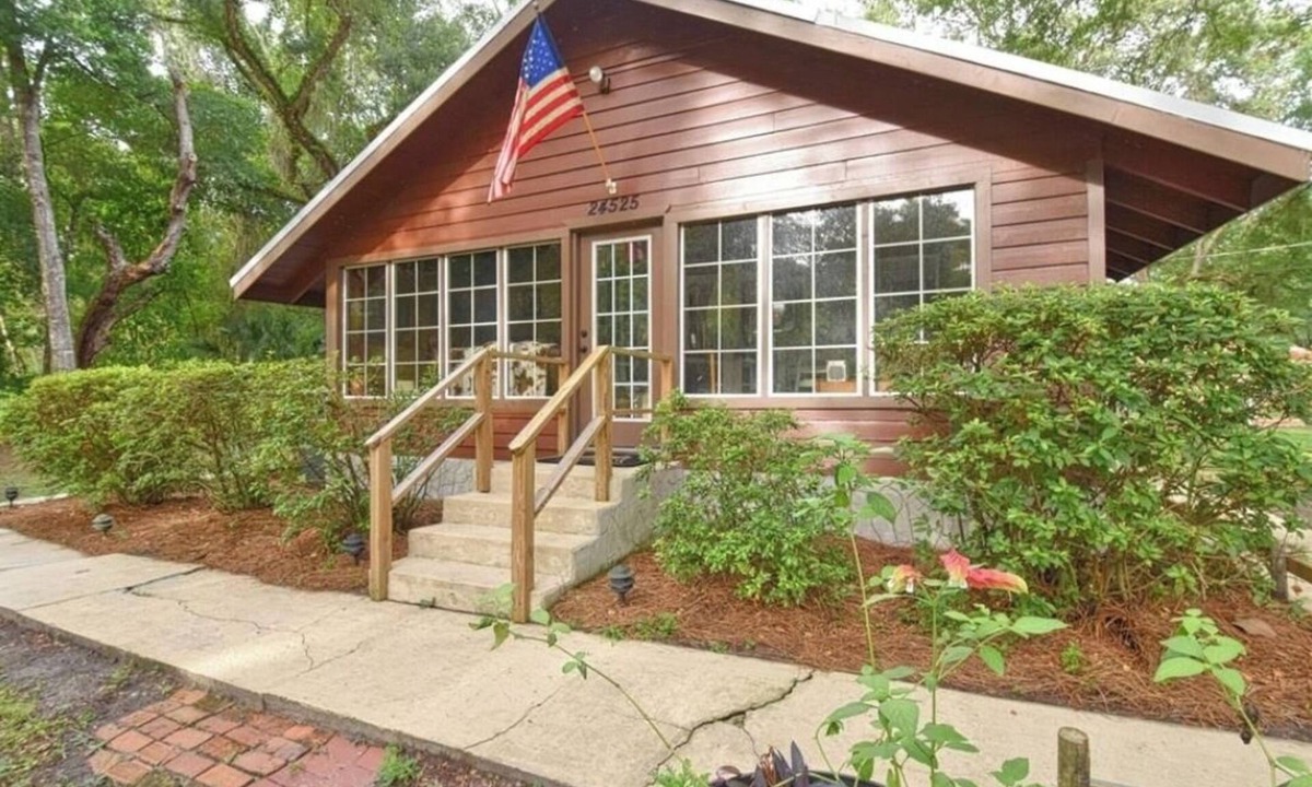 Edgar House | Orange Springs Oasis: Cabin, Pool & Adventure