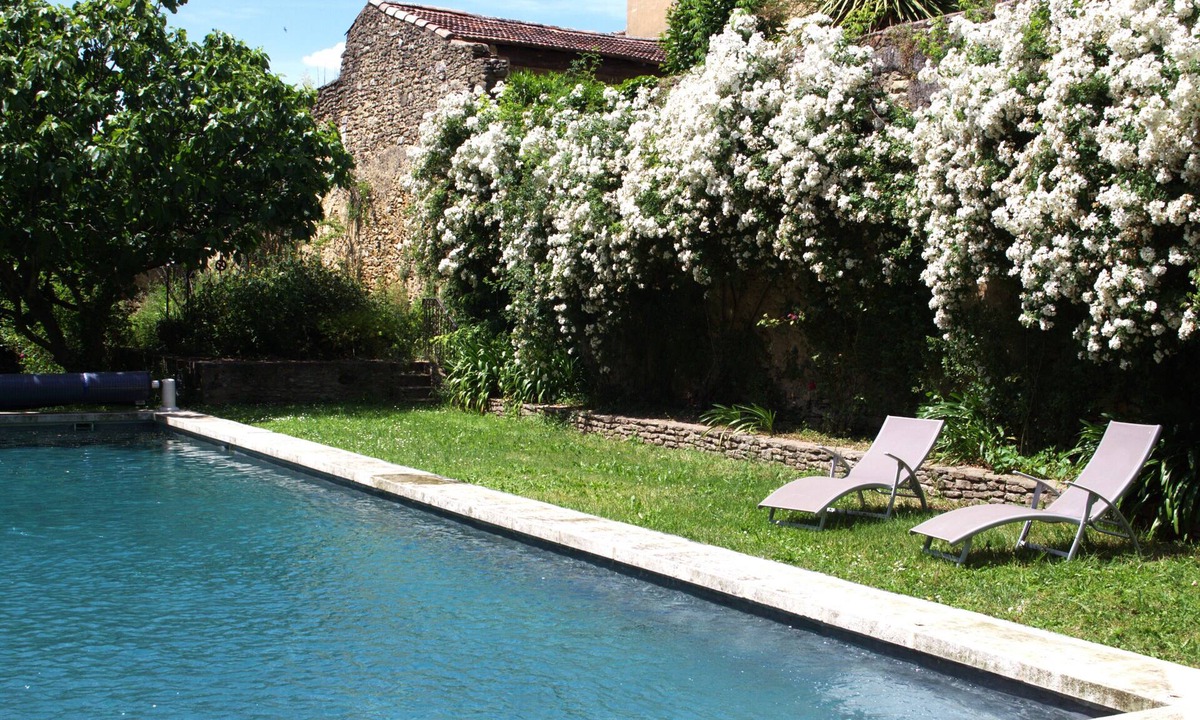 Vallabrix House | Orangery at the foot of a château