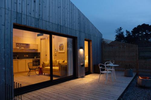 Cowbeech House | Orchard Barns