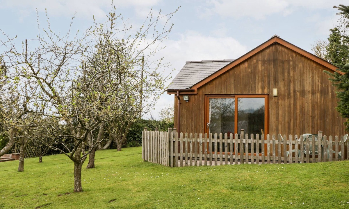 Ledbury Cottage | Orchard Cottage