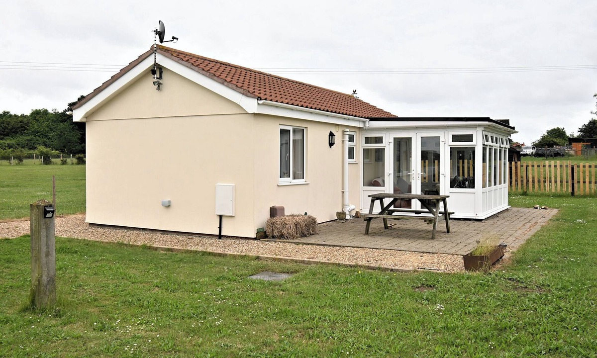 Beccles Cottage | Orchard Farm Cottage