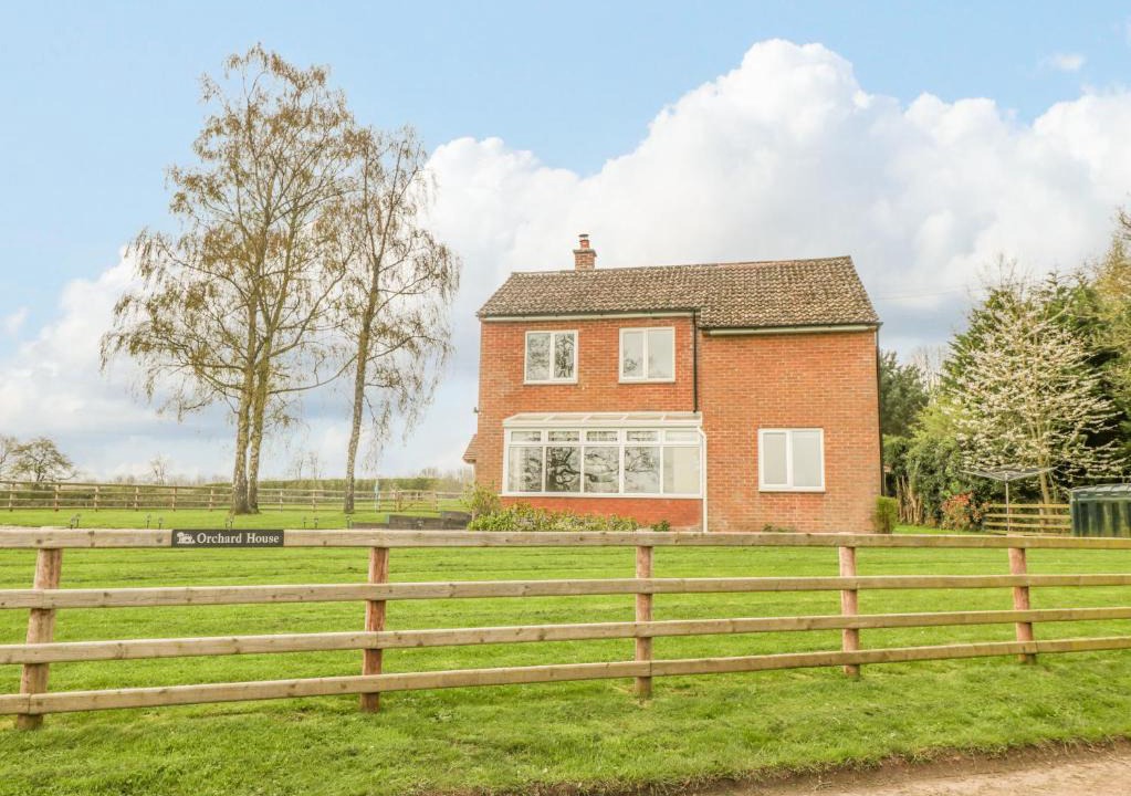 Little Cowarne House | Orchard House