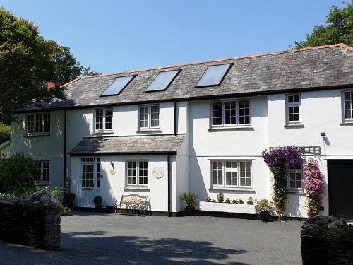 Boscastle House | Orchard Lodge