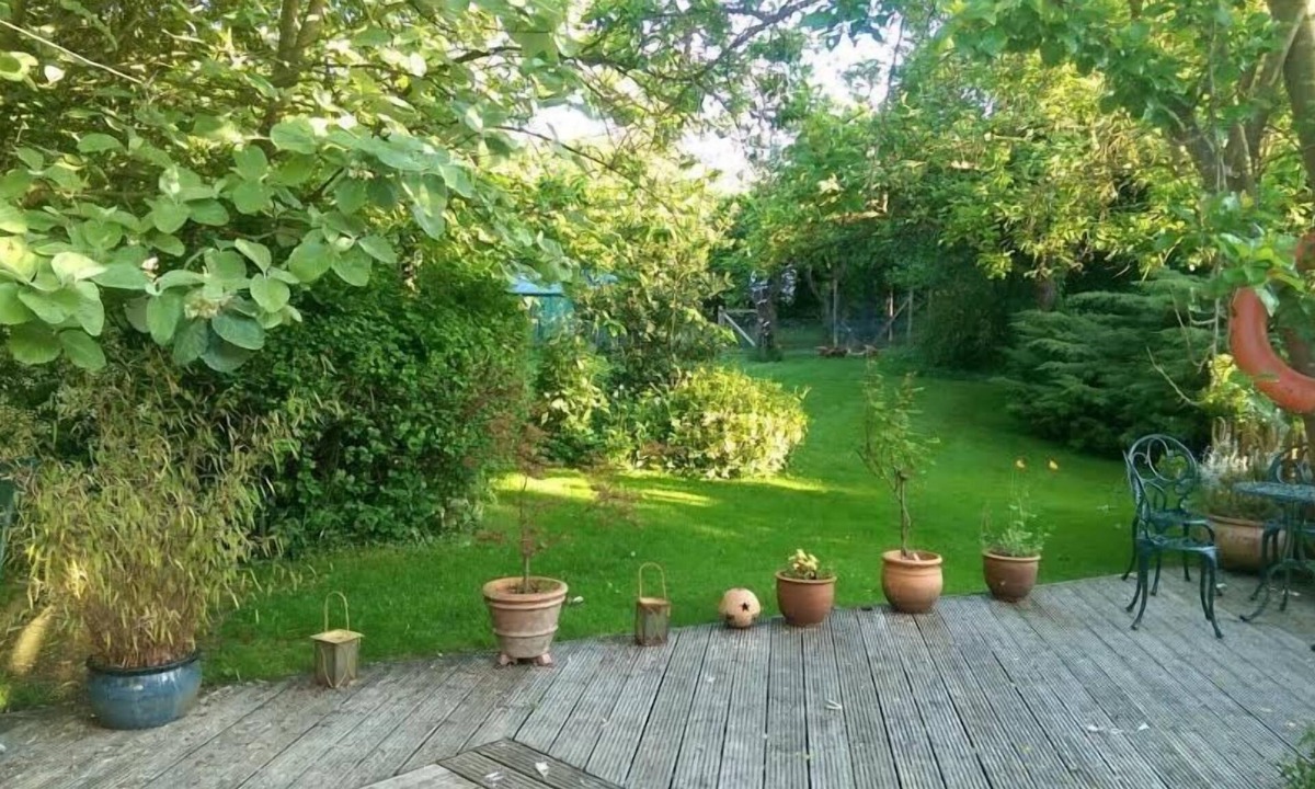 Whittlesford Bed & Breakfast | Orchard Pond Bed & Breakfast