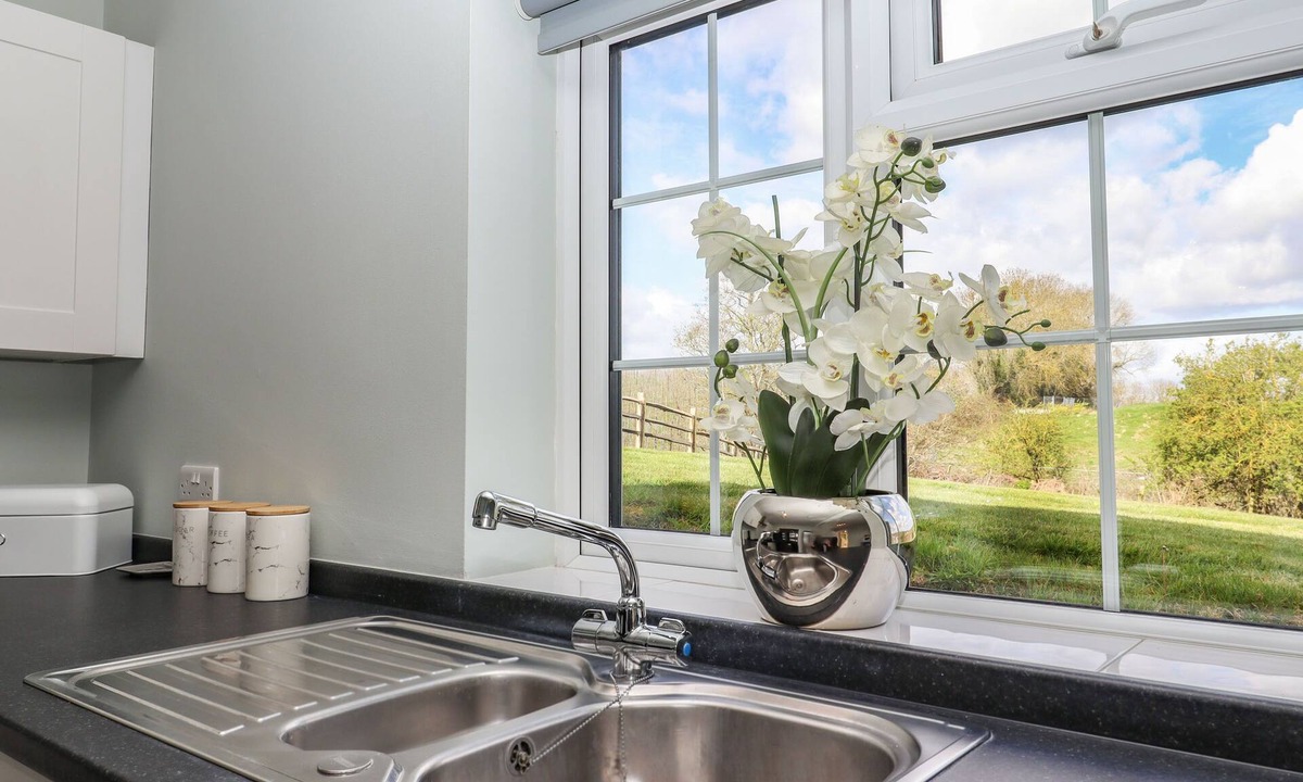 Paddock Wood Cottage | Orchard Retreat